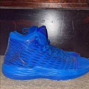Carmelo Anthony M13 x Metallic Blue